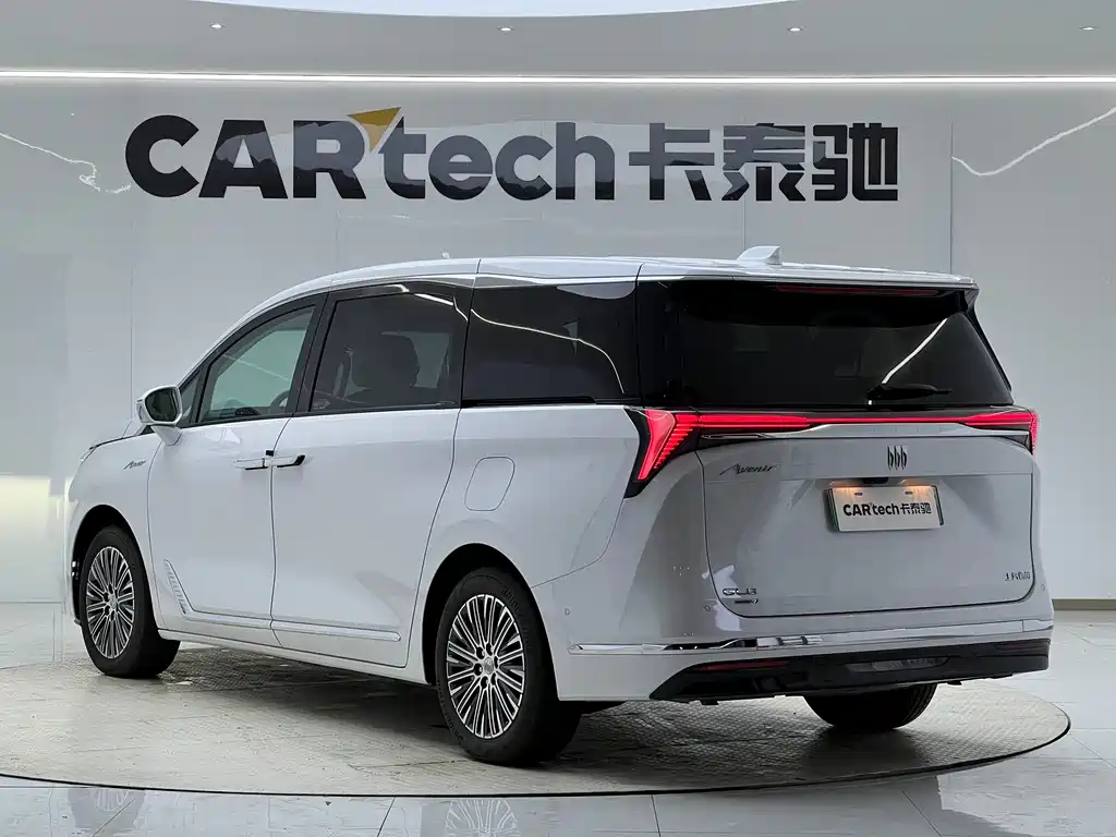 Buick GL8 Hybrid LandKing Luxury Enjoy Edition 7 seats, фото 6