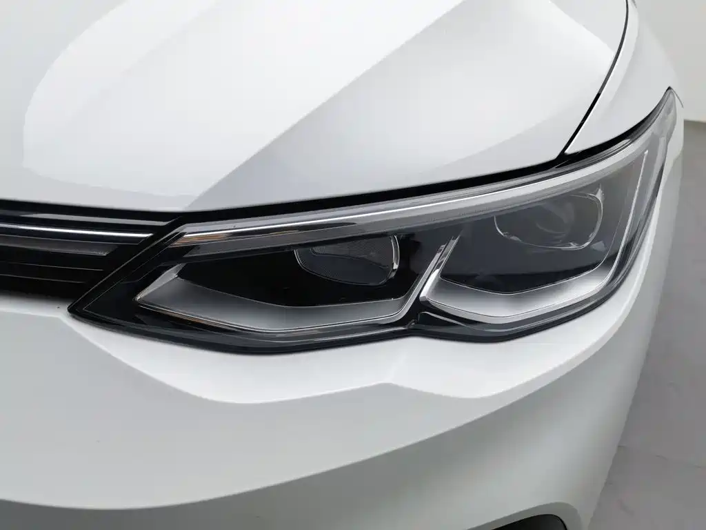 Volkswagen Golf — миниатюра 7