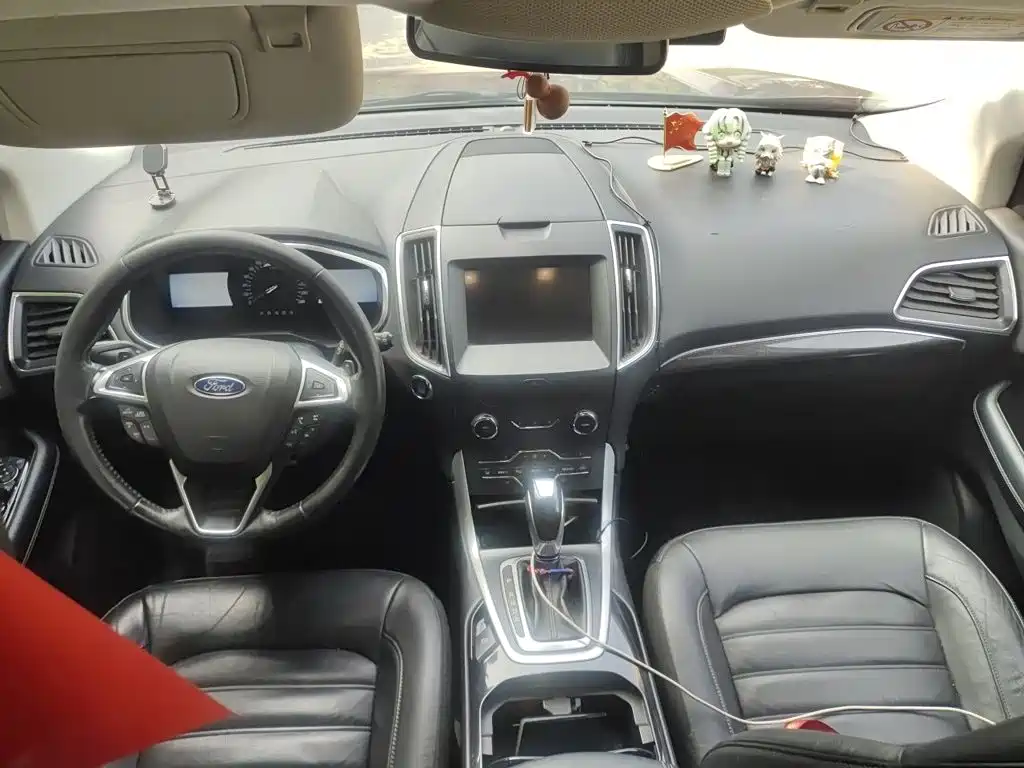 Ford Edge — миниатюра 5