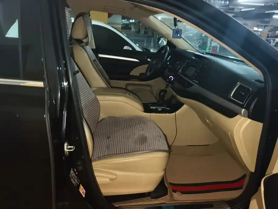 Toyota Highlander — миниатюра 8