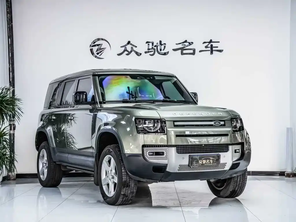 Land Rover Defender — миниатюра 3