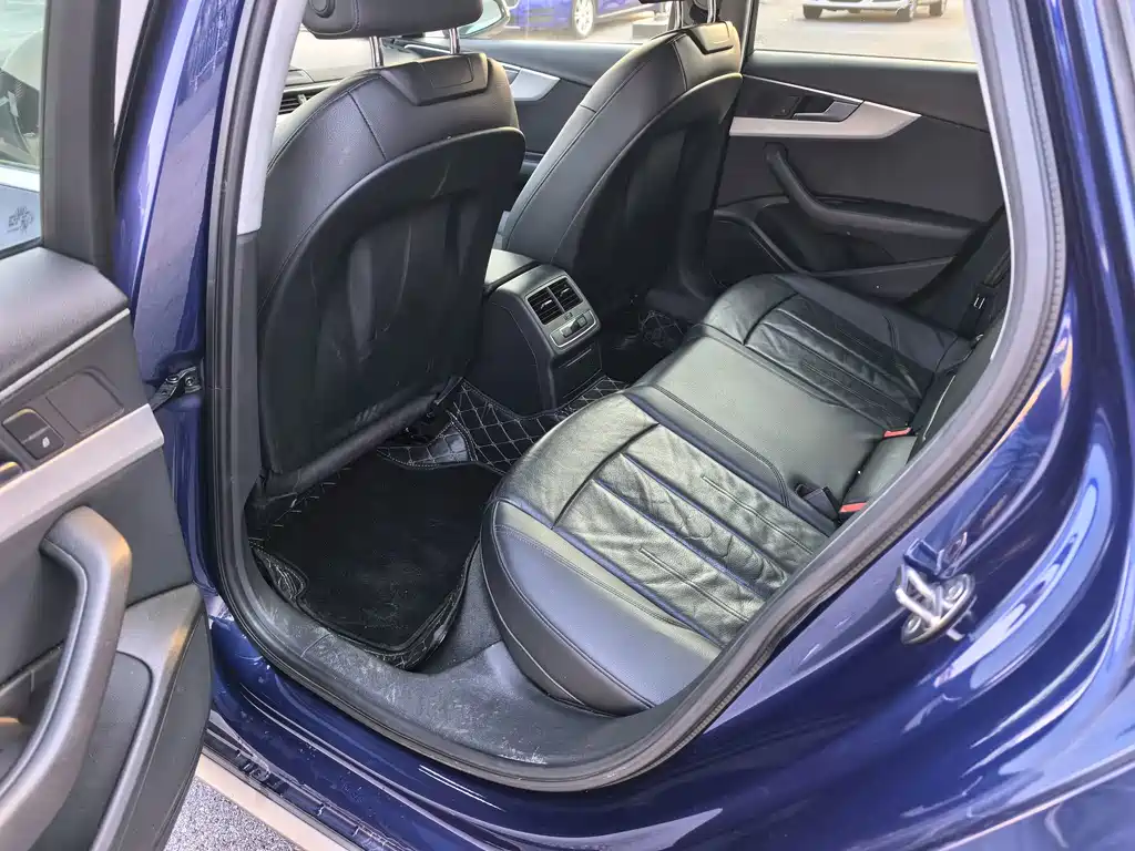 Audi A4 (Import) — миниатюра 10