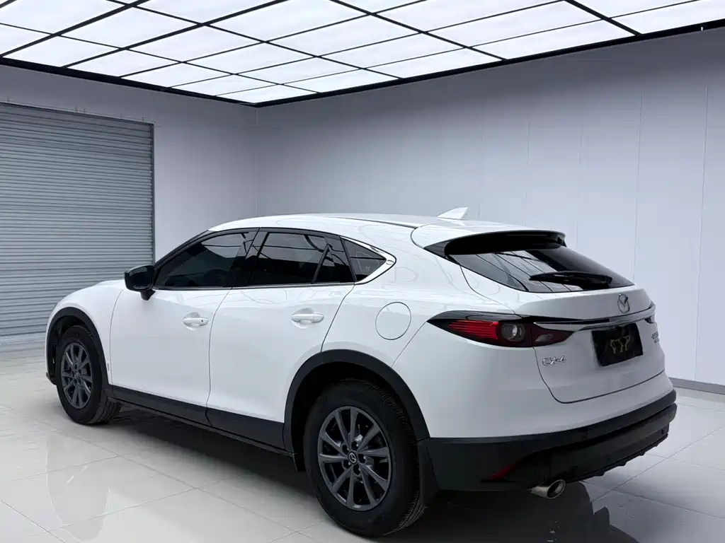 MAZDA CX 4