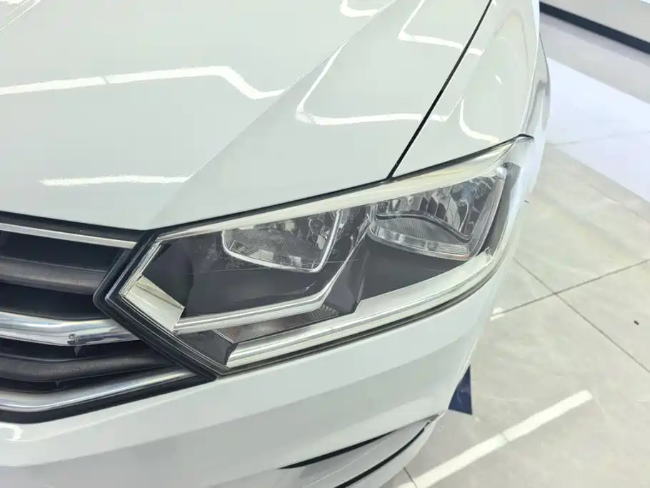 Volkswagen Bora — миниатюра 5