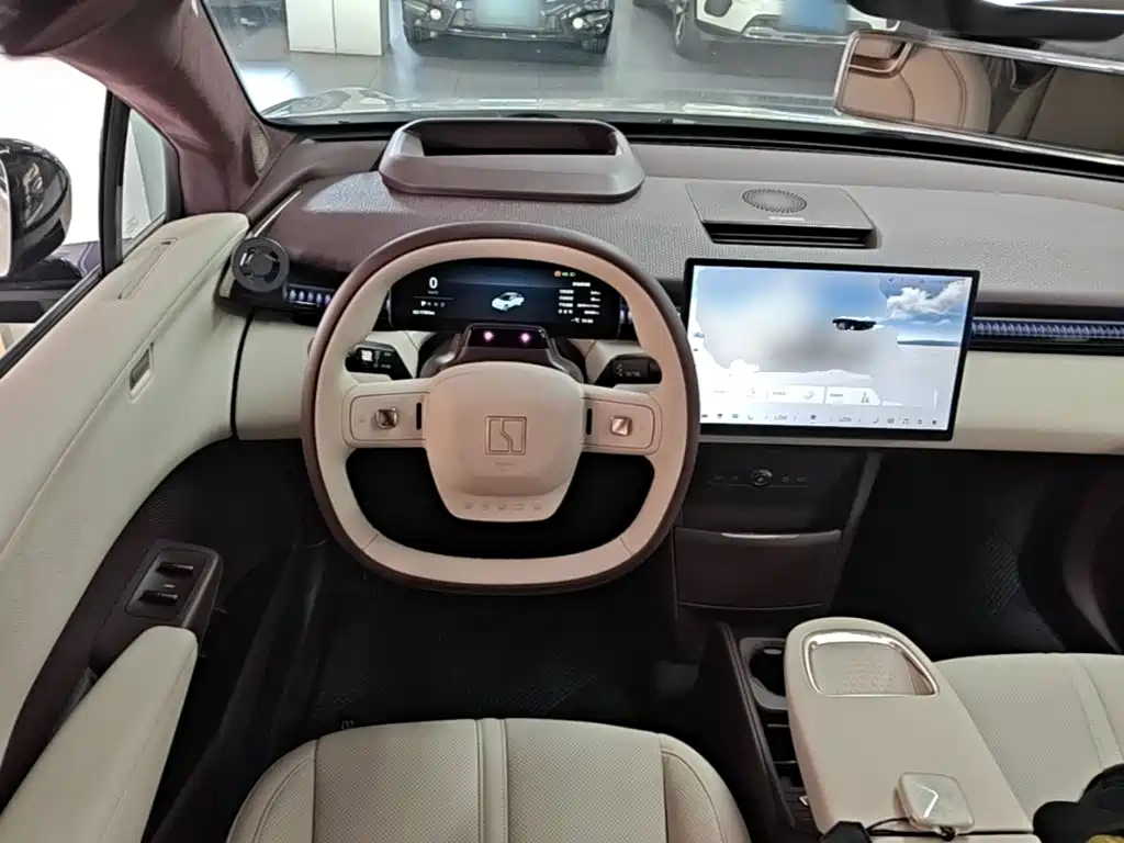 Zeekr X — миниатюра 11