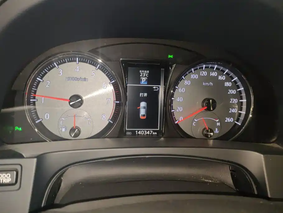 Toyota Crown — миниатюра 14