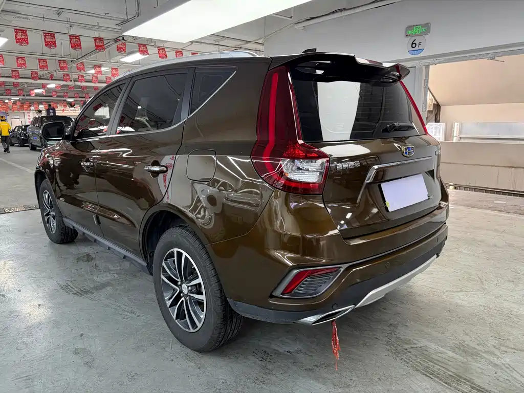 Geely Vision X6 — миниатюра 12