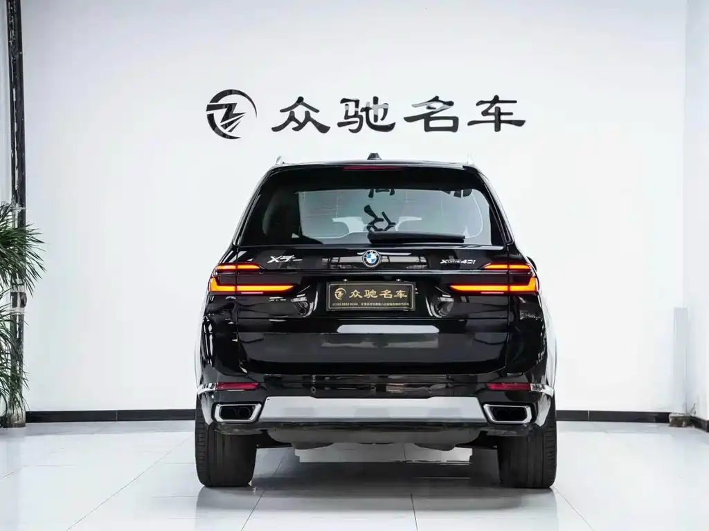 BMW X7 — миниатюра 12