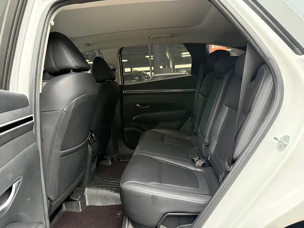 Hyundai Tucson — миниатюра 9