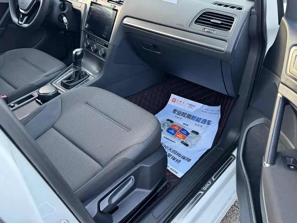 Volkswagen Golf — миниатюра 10