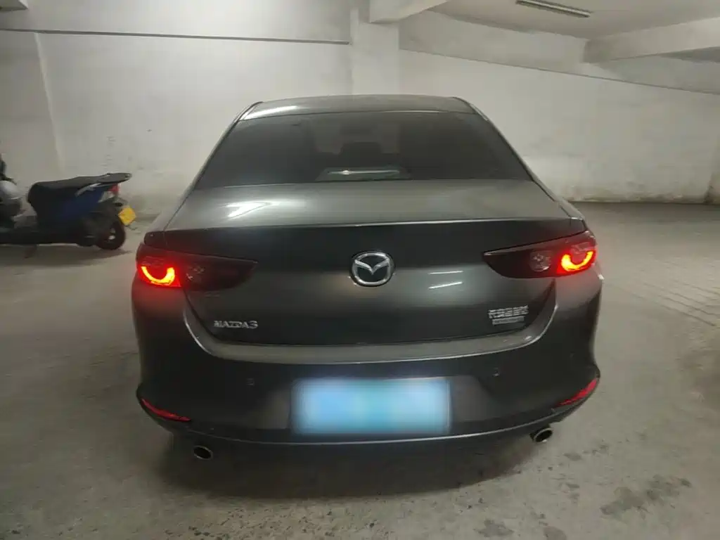 Mazda 3 Axela — миниатюра 6