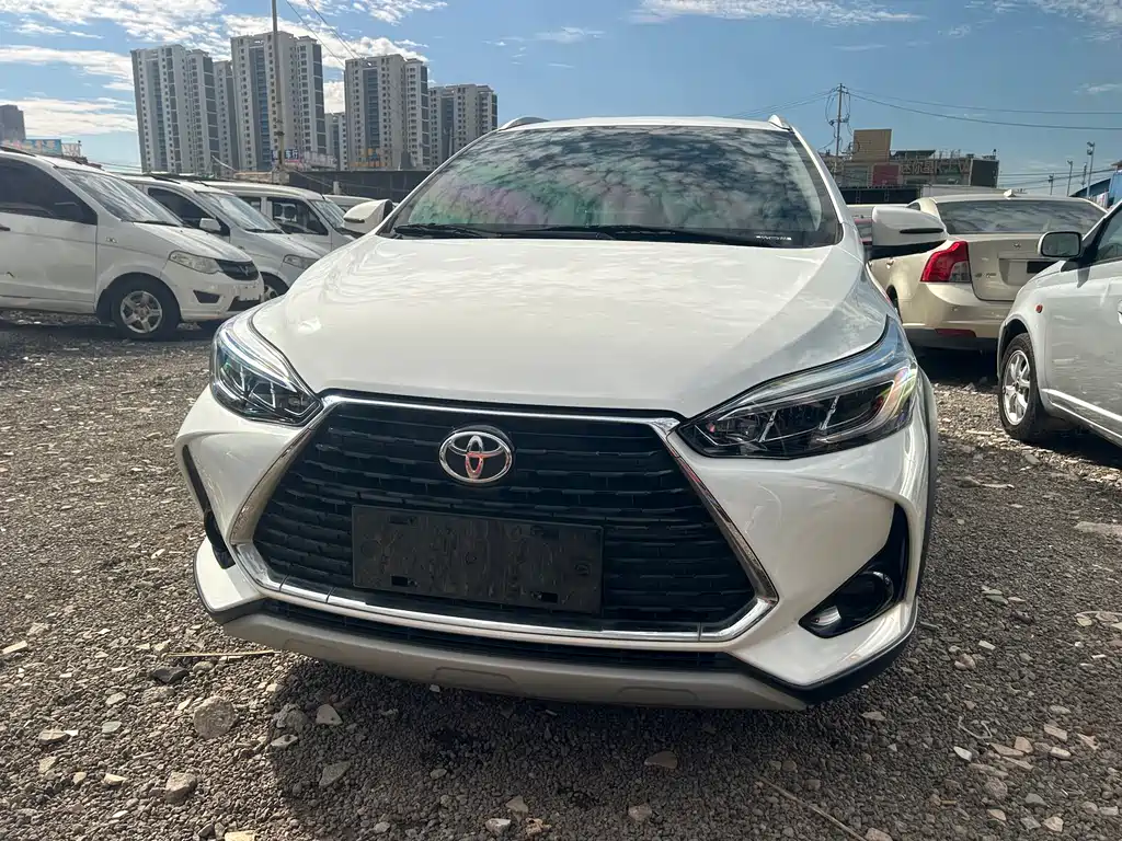 TOYOTA YARIS L ZHIXUAN