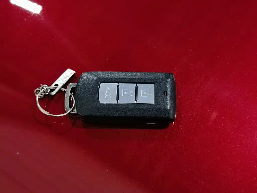 Mitsubishi Outlander — миниатюра 19