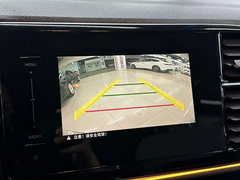 Jetta VS5 — миниатюра 23