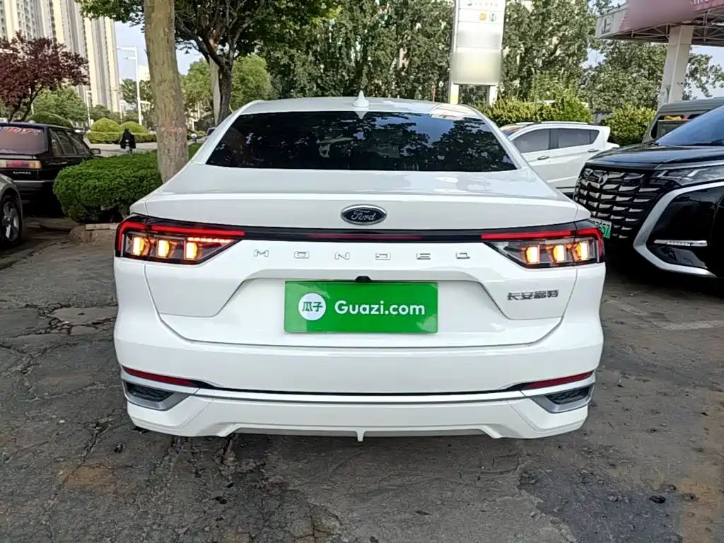 Ford Mondeo 2025 1.5T EcoBoost
