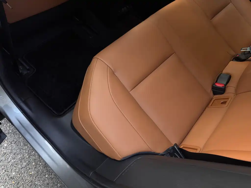 Lexus UX New Energy — миниатюра 24