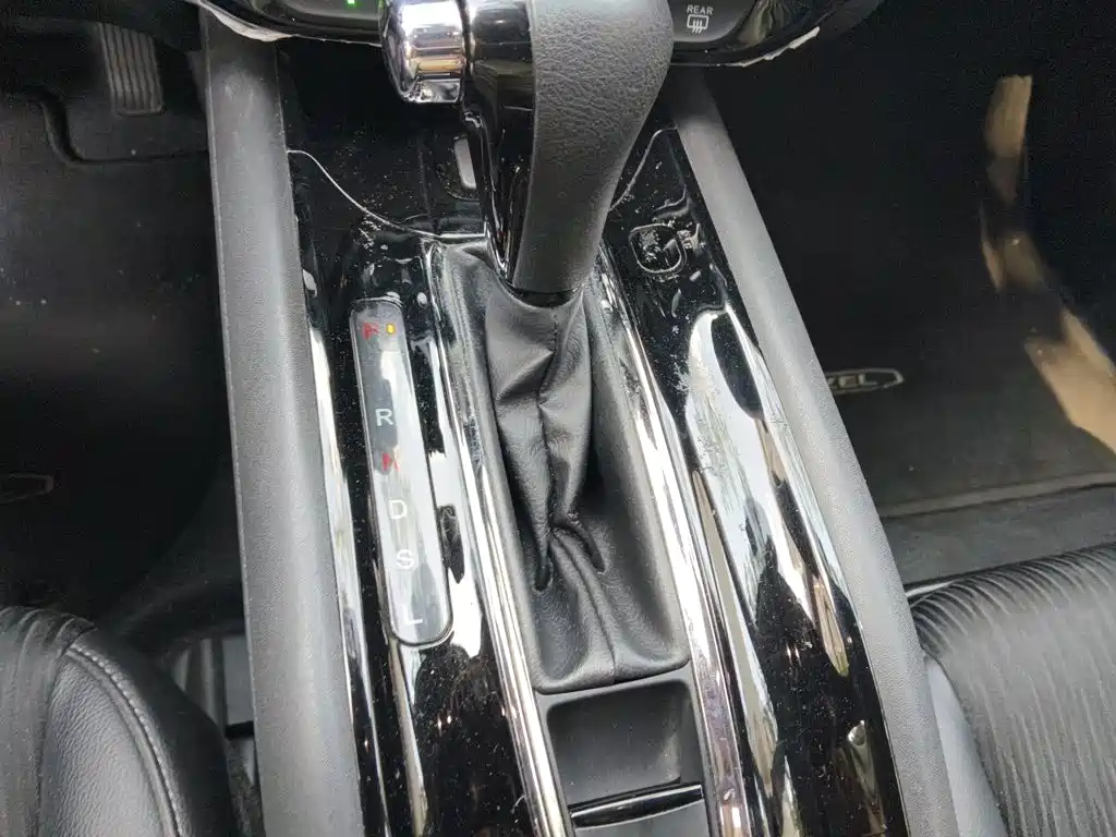 Honda Vezel — миниатюра 10