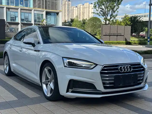AUDI  A5 2017