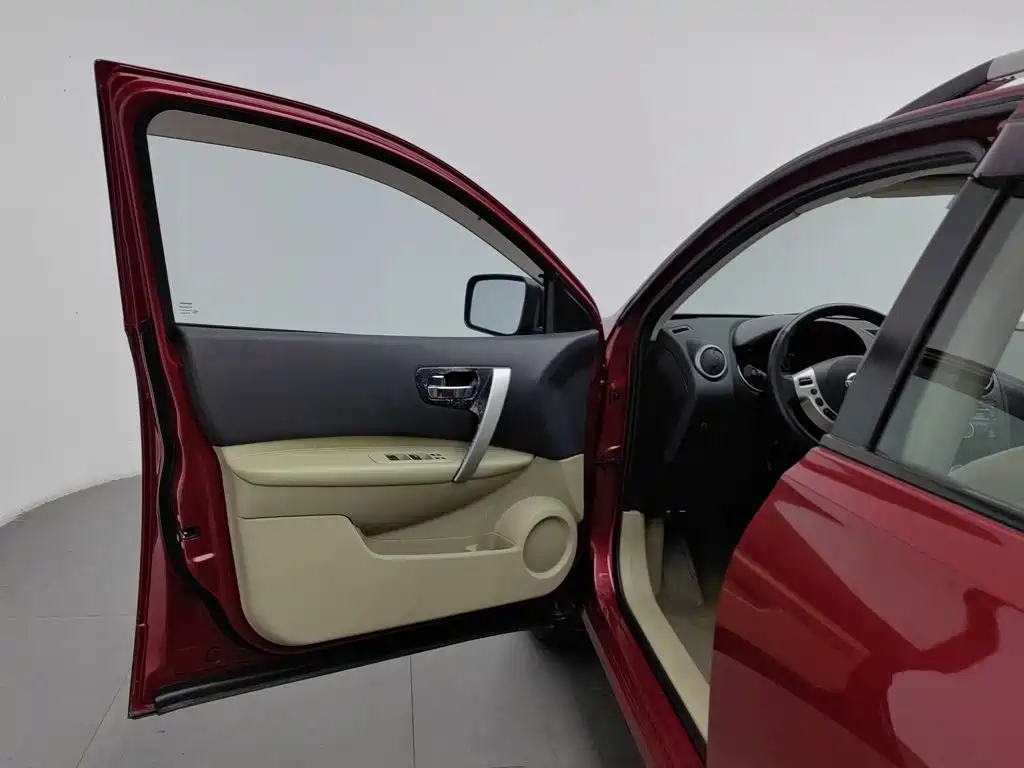 Nissan Qashqai — миниатюра 8