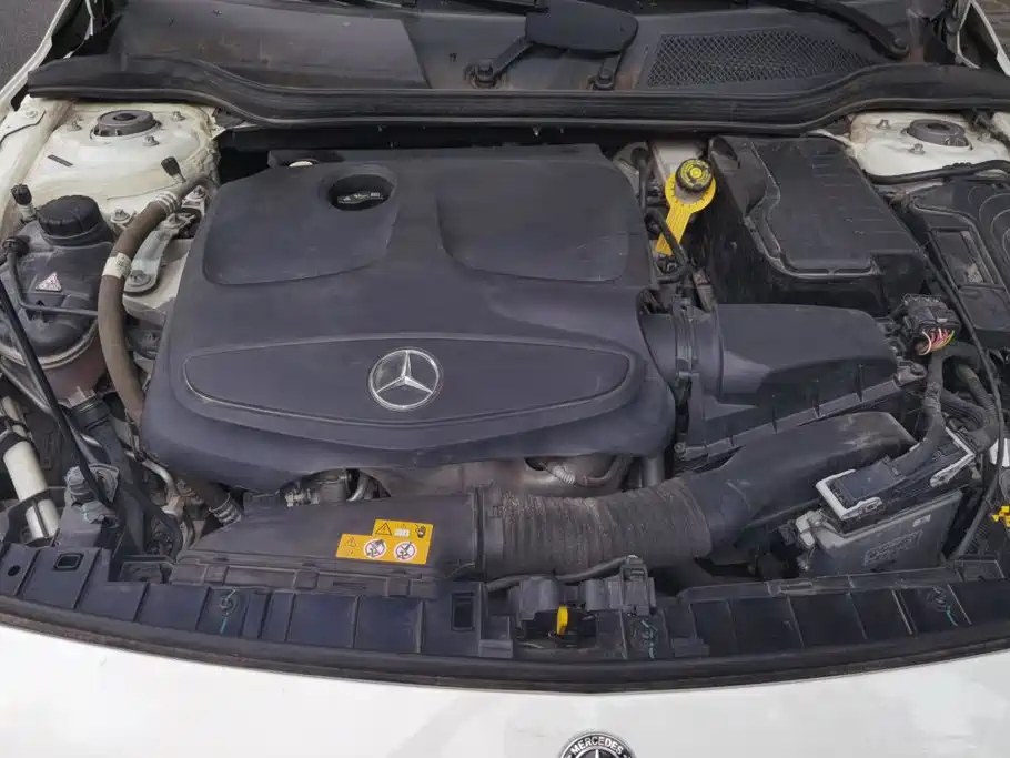 Mercedes-Benz GLA — миниатюра 10