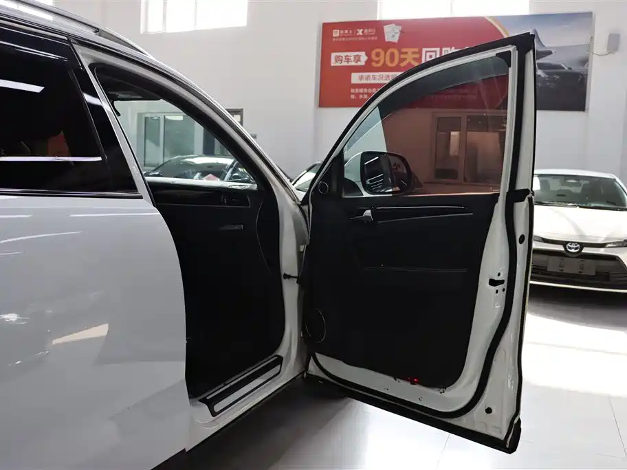 ZOTYE T600