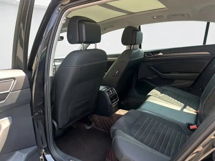 Volkswagen Magotan — миниатюра 7