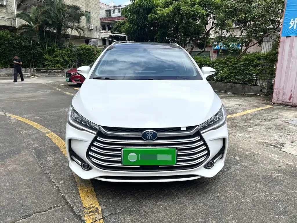 BYD MAX New Energy — миниатюра 3