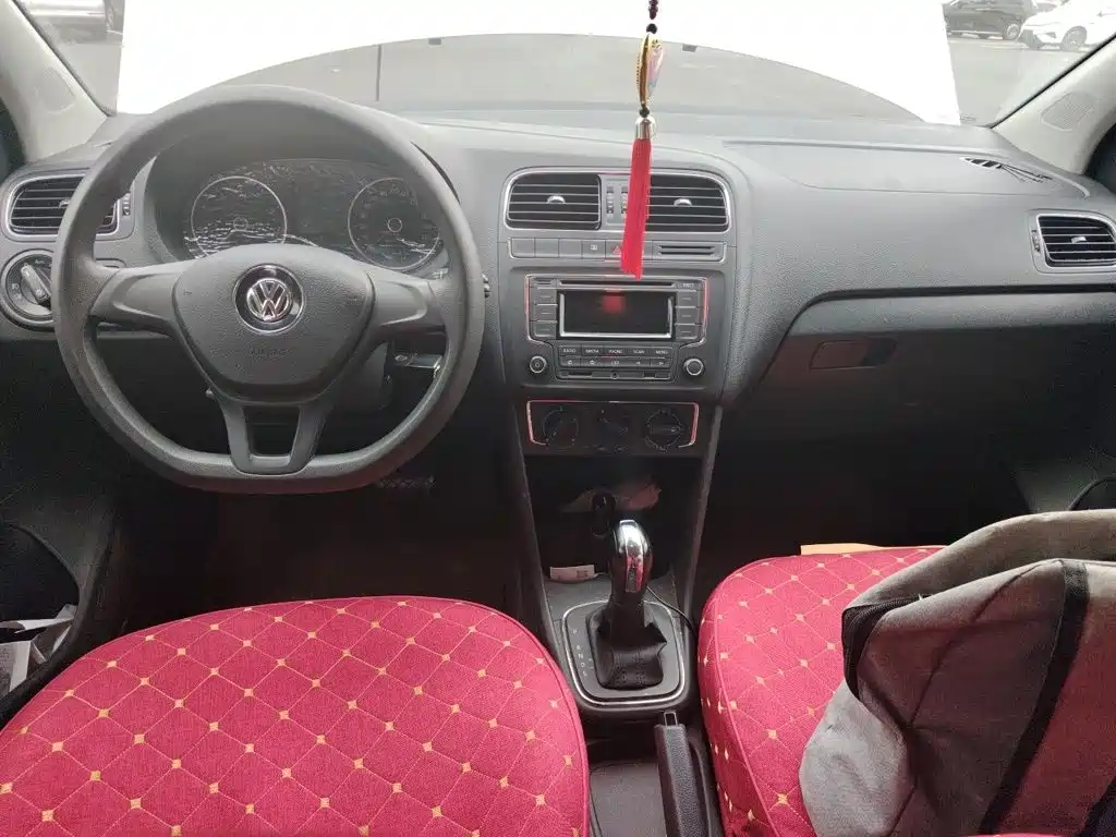 Volkswagen Polo — миниатюра 5
