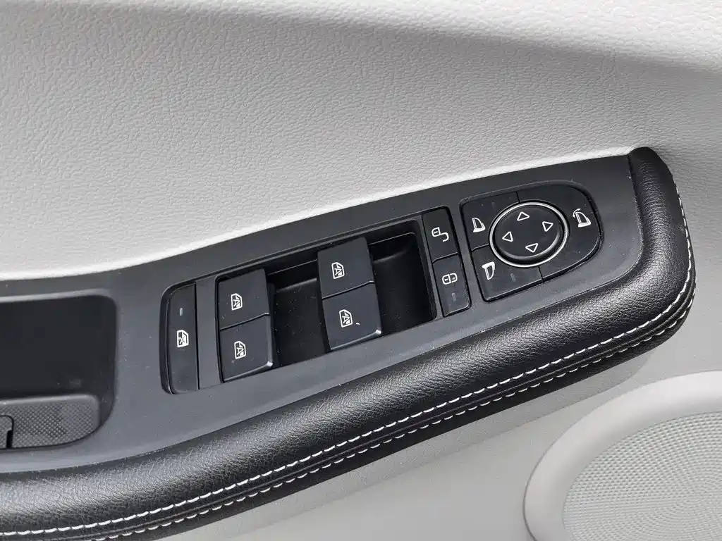 BYD Yuan Pro — миниатюра 9