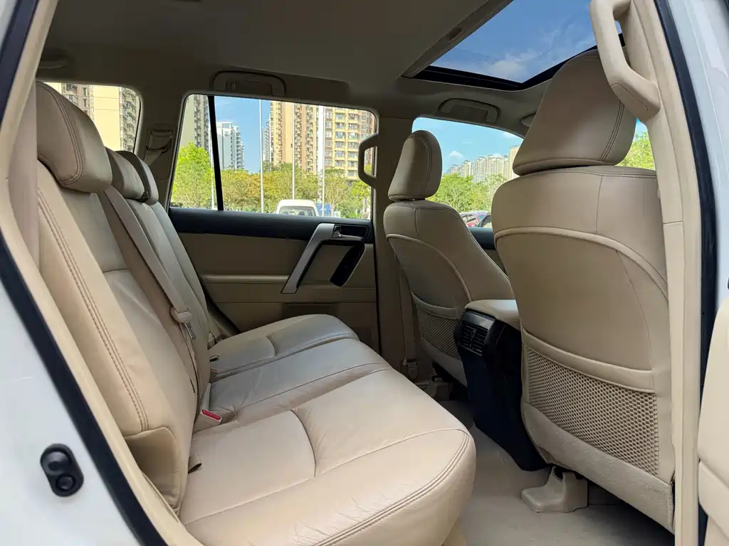 Toyota Land Cruiser Prado 2016 3.5L AT TX-L