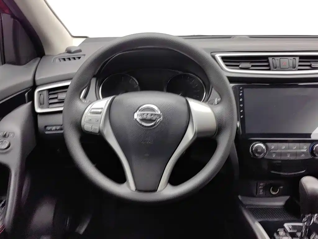Nissan Qashqai — миниатюра 11