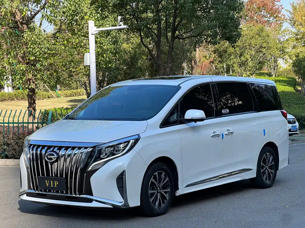 GAC Motor Trumpchi M8