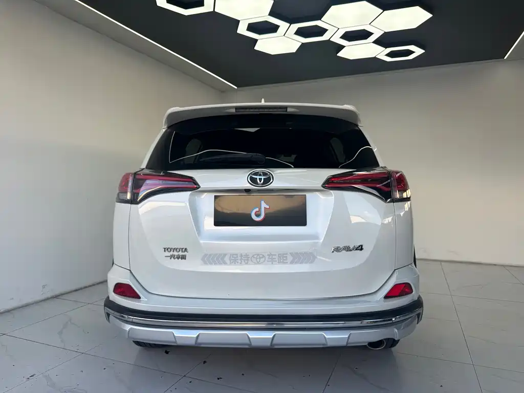 TOYOTA RAV4 RONGFANG