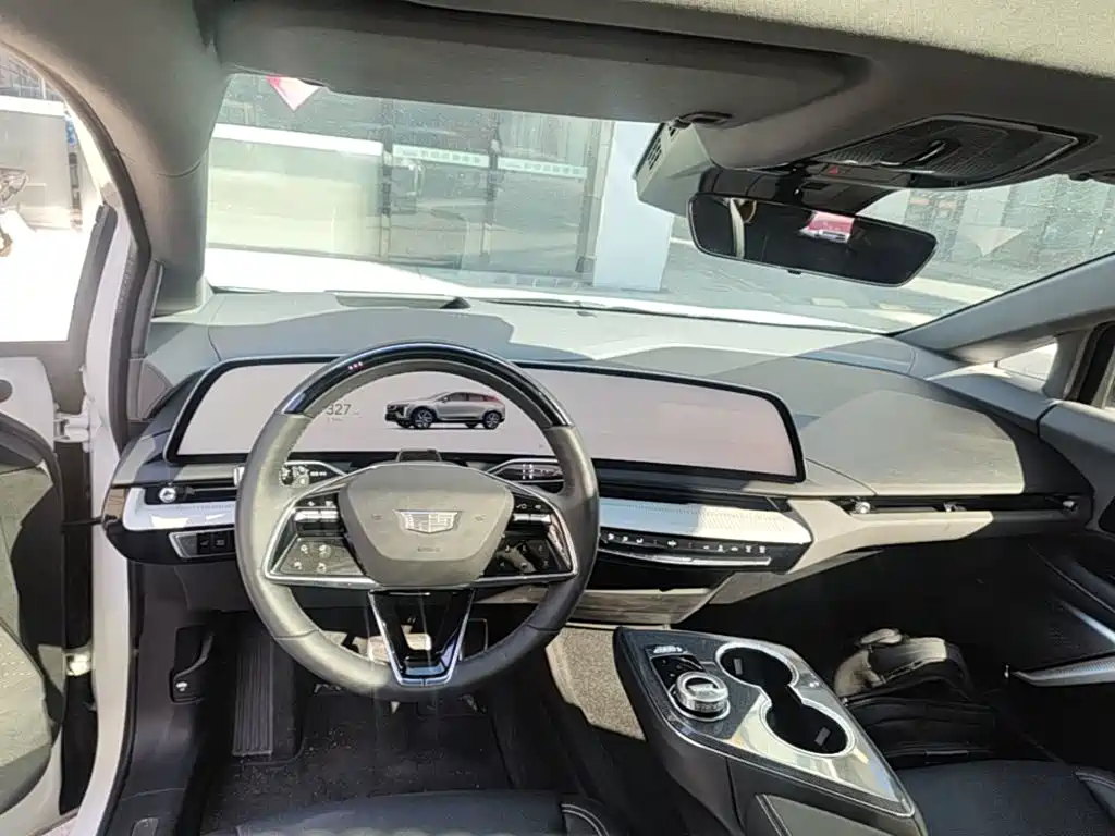 Cadillac IQ — миниатюра 10