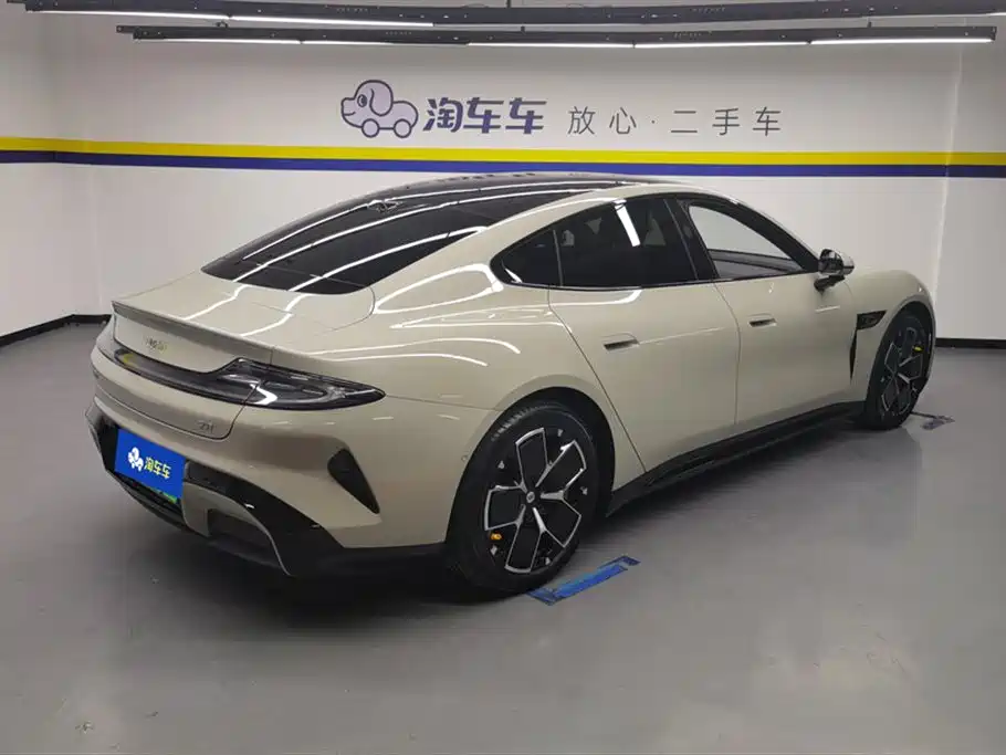 XIAOMI CAR XIAOMI SU7