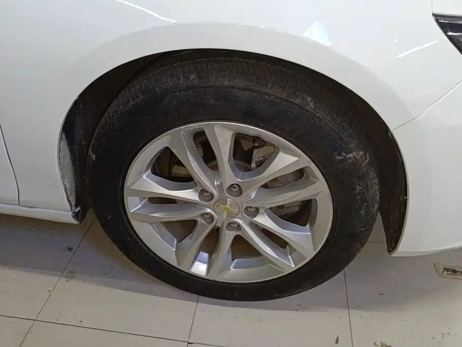 Chevrolet Malibu XL — миниатюра 6
