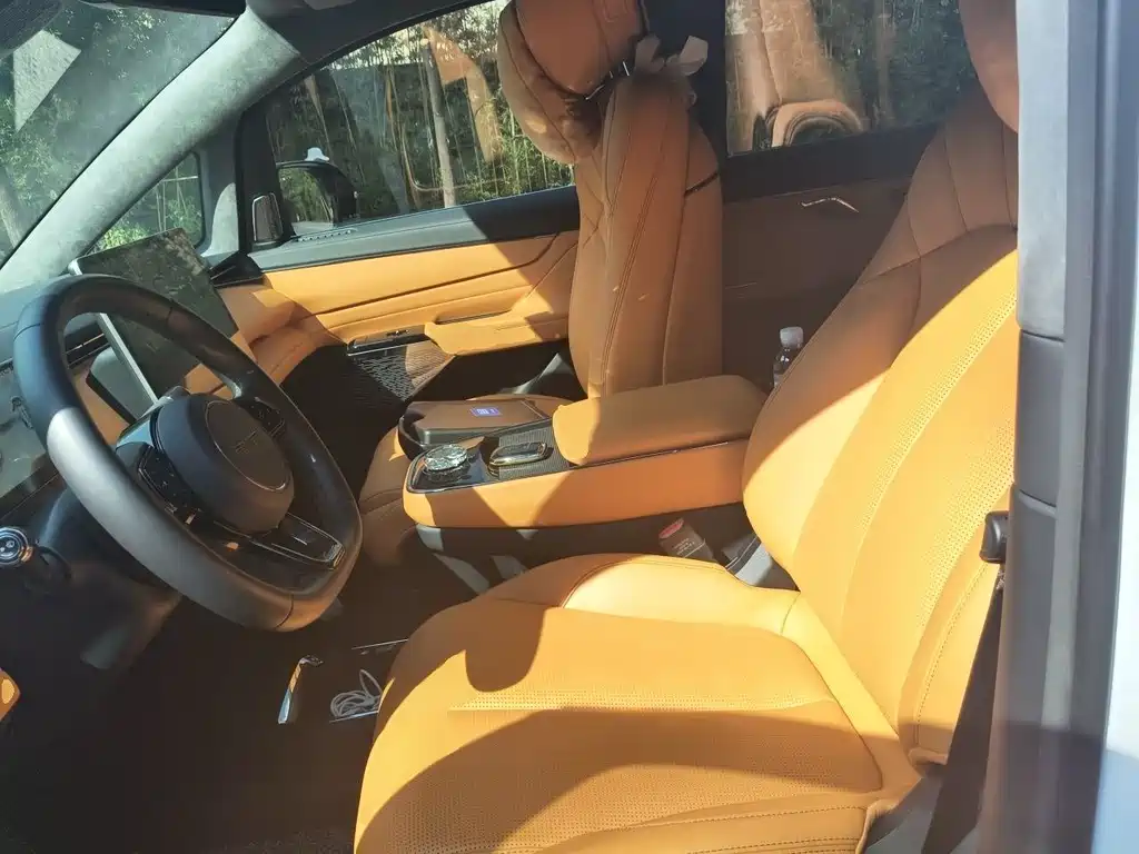 Geely Galaxy L380 2024 140 8 мест Max