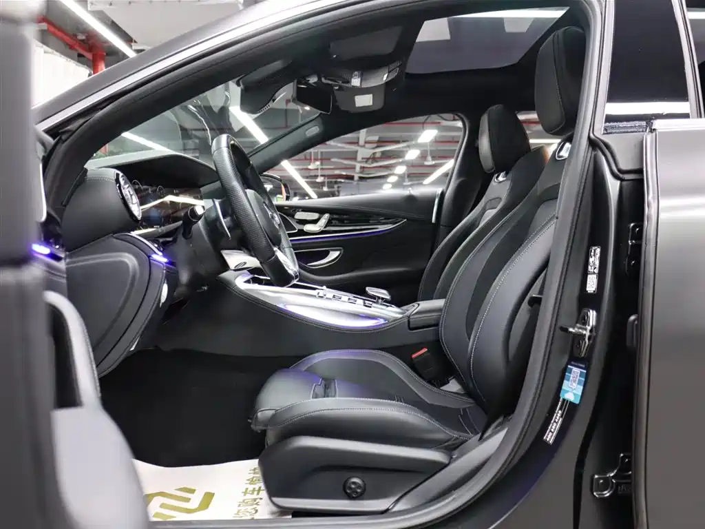 MERCEDES-BENZ AMG GT