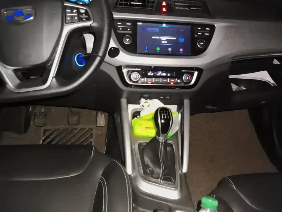 Geely Vision X3 — миниатюра 16
