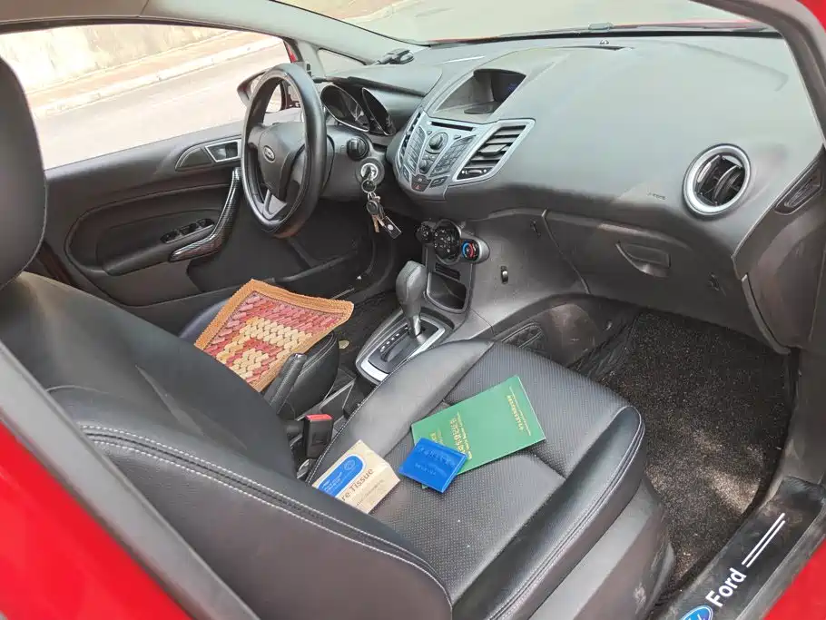 Ford Fiesta — миниатюра 8