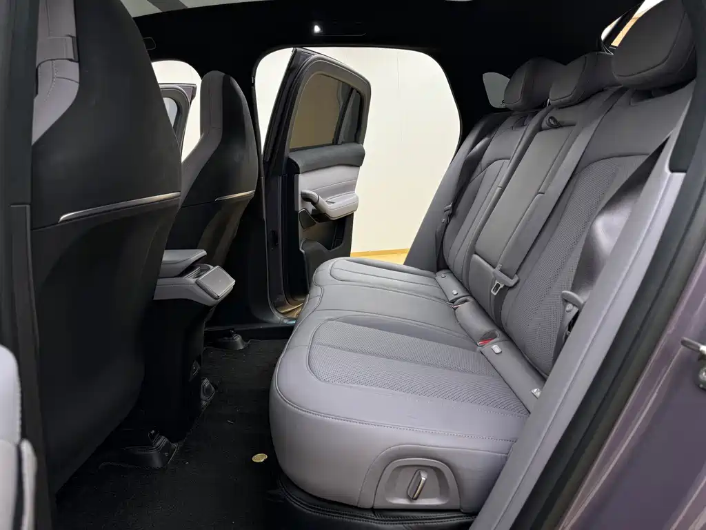 NIO EC6 2024 75kWh