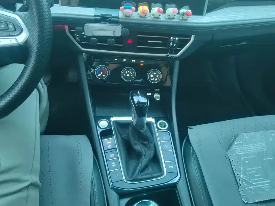 Volkswagen Sagitar — миниатюра 16