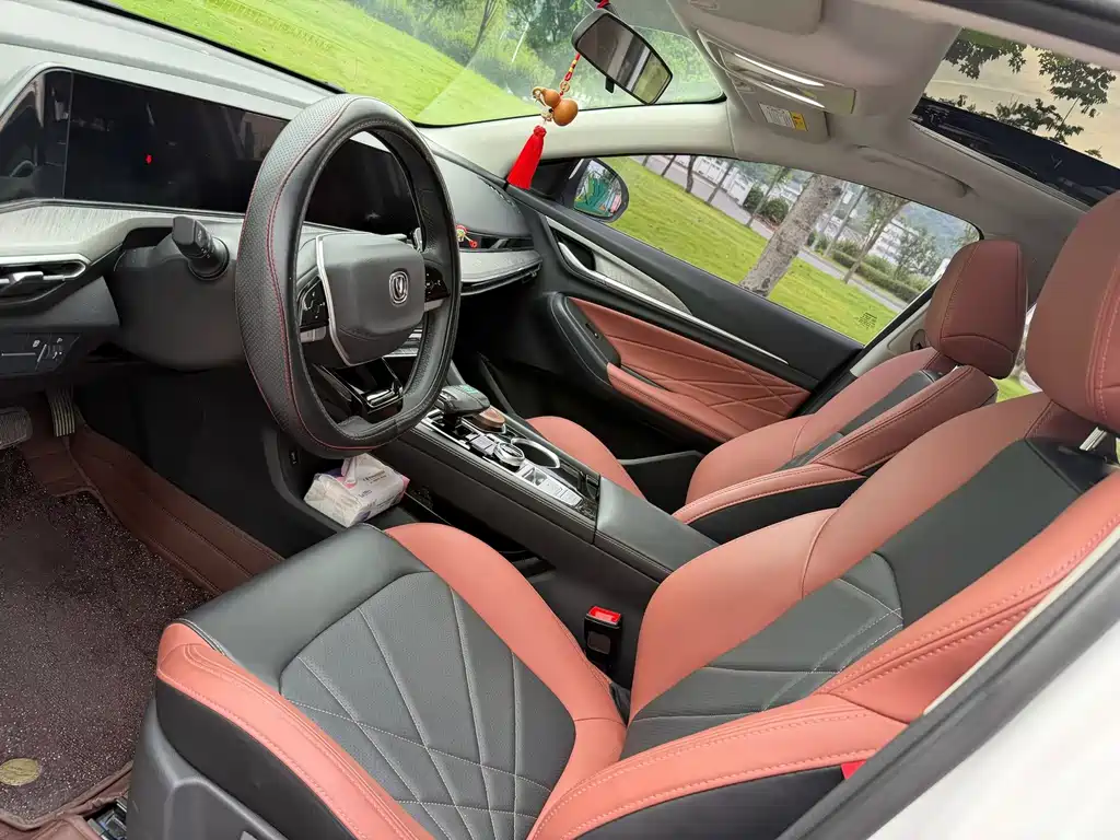 Changan Eado — миниатюра 4