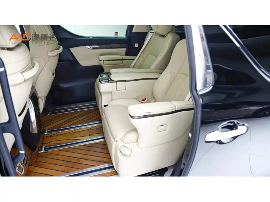 Toyota Vellfire 2023 2.5L HV