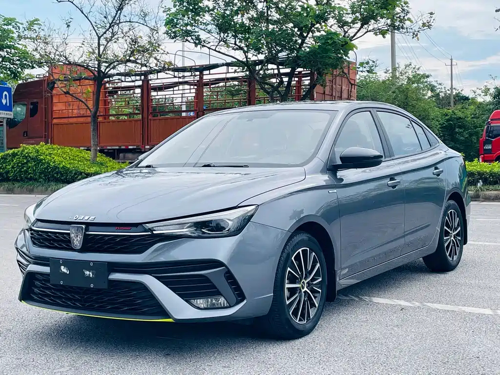 Купить Roewe i5