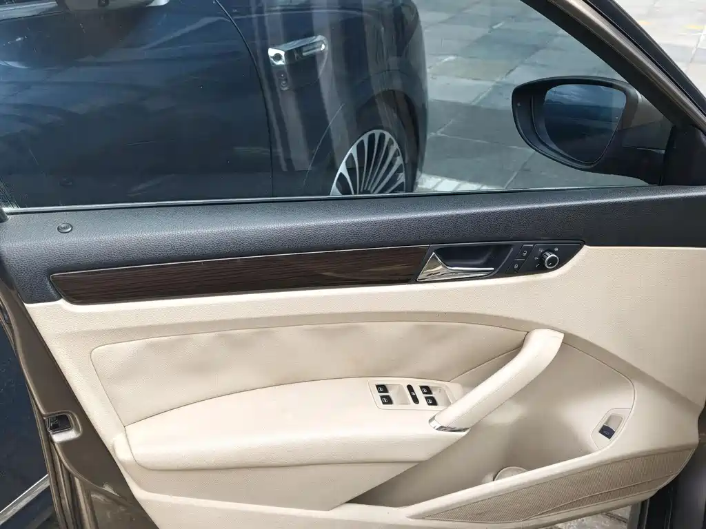 Volkswagen Passat — миниатюра 9