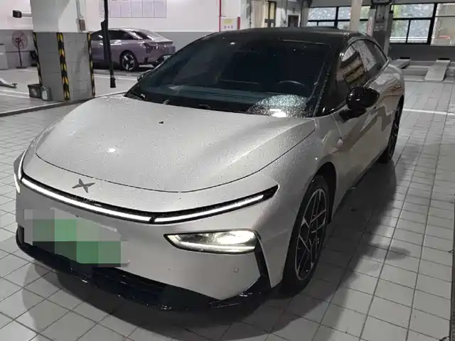 2025 Xpeng P7