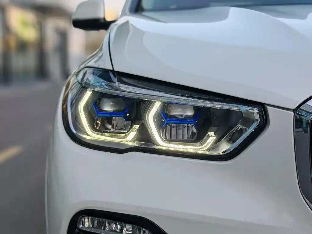 BMW X5 2019 xDrive40i Premium M Sport