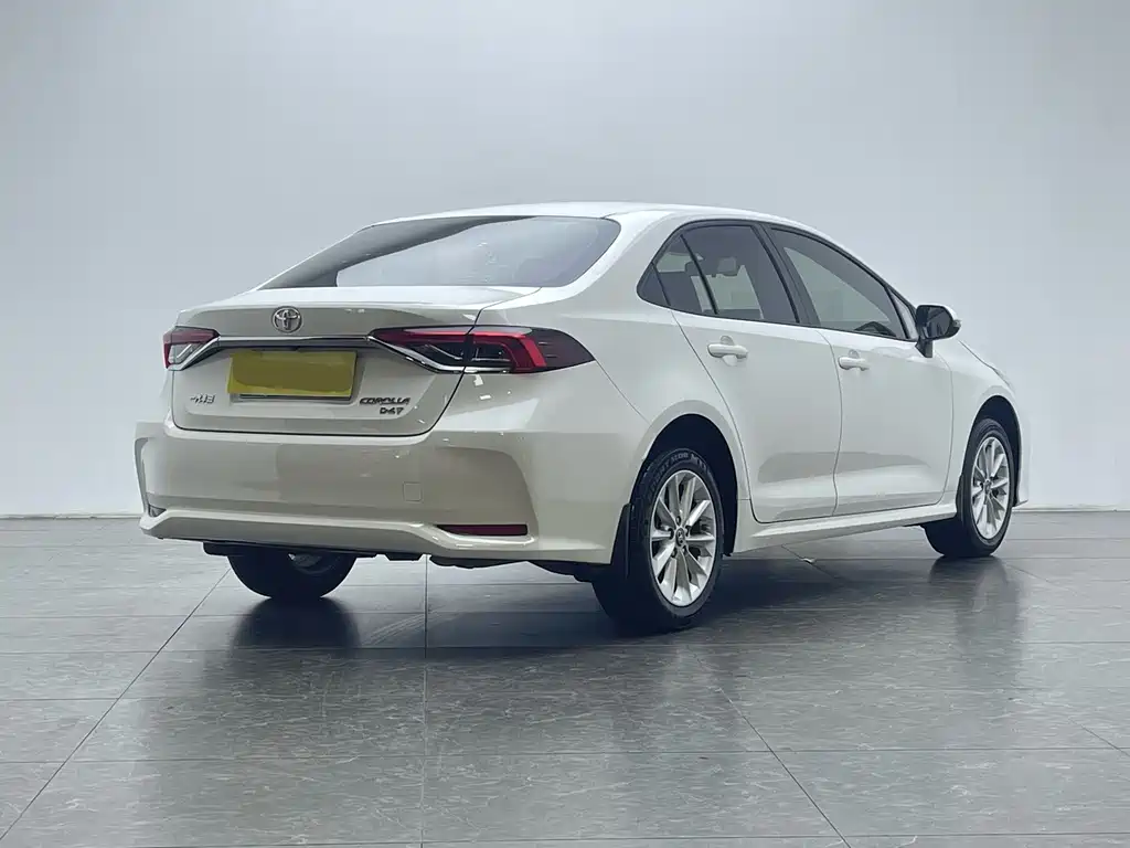 Toyota Corolla — миниатюра 4