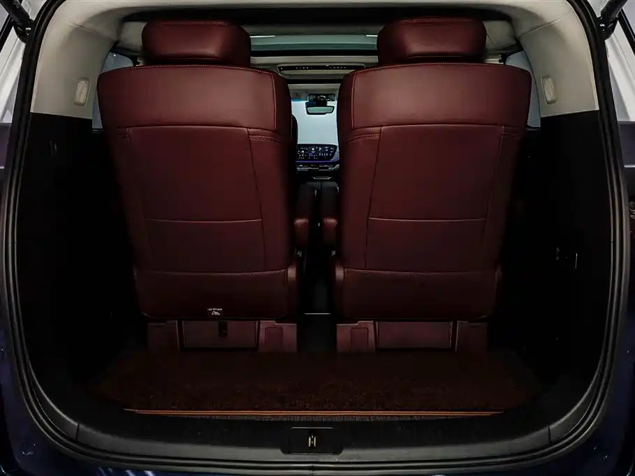Buick Century 2025 2.0T мест